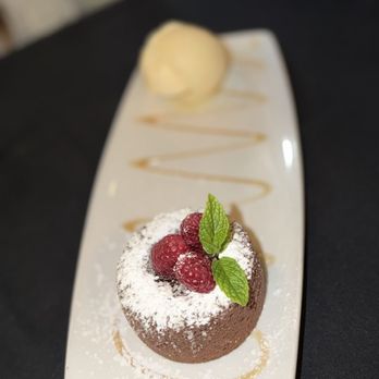 Morton's Grille - Molten lava cake - Cocktail Bars Near Me - The Woodlands, Texas Morton's Grille - Molten lava cake - Cocktail Bars Near Me - The Woodlands, Texas