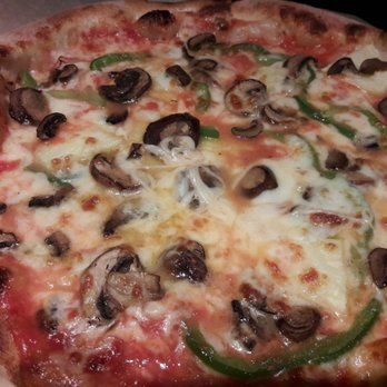 Pizza Rox - Mushroom, red onion and green pepper - Pizza Near Me - Boynton Beach, Florida Pizza Rox - Mushroom, red onion and green pepper - Pizza Near Me - Boynton Beach, Florida