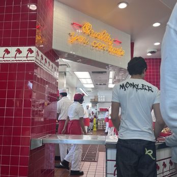 In-N-Out Burger - Fast Food Near Me - Los Angeles, California