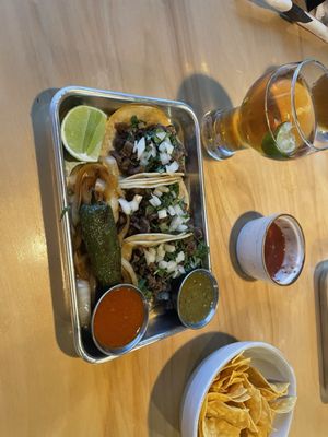 Las Margaritas Bar & Grill by null