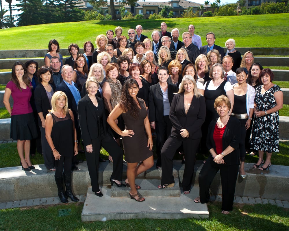 FIRST TEAM REAL ESTATE Updated September 2024 35 Vantis Dr, Aliso