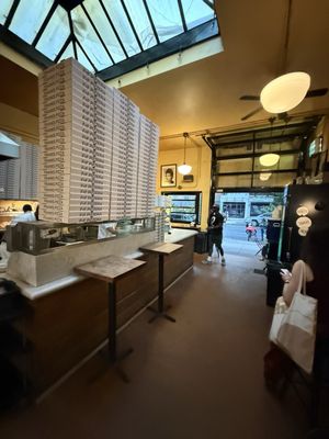 F&F Pizzeria by null