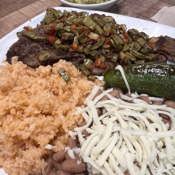 Daddy's Tacos NV - Aztec plate. - Food Trucks Near Me - Reno, Nevada Daddy's Tacos NV - Aztec plate. - Food Trucks Near Me - Reno, Nevada