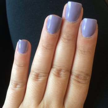 Color Nails - Look this is their "fix" job. They didnt cut my cuticle or clean my fingers or put lotion on my hands. DON'T LET JOHN DO THEM! - Nail Salons Near Me - Northridge, California