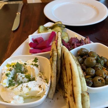 Mazevo Mediterranean Eatery - Pita and dip - Mediterranean Near Me - Denver, Colorado Mazevo Mediterranean Eatery - Pita and dip - Mediterranean Near Me - Denver, Colorado