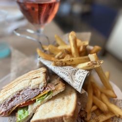 Fair Winds Bar & Grill - Best Club Sandwich