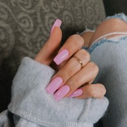 Corvallis Star Nails & Spa - Pink nails