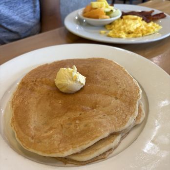 Griddlecakes - Buttermilk pancakes - New American Near Me - Las Vegas, Nevada Griddlecakes - Buttermilk pancakes - New American Near Me - Las Vegas, Nevada