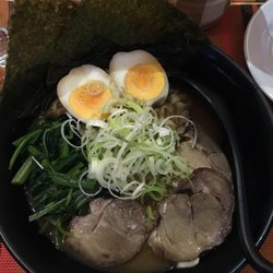 Nudle Ramen House - R5 : tonkatsu ramen chashu pork €7.95