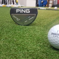 JK's World of Golf - Trying out putters!