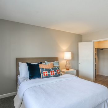 Lakeview Gardens Apartments - Apartments Near Me - Natick, Massachusetts Lakeview Gardens Apartments - Apartments Near Me - Natick, Massachusetts
