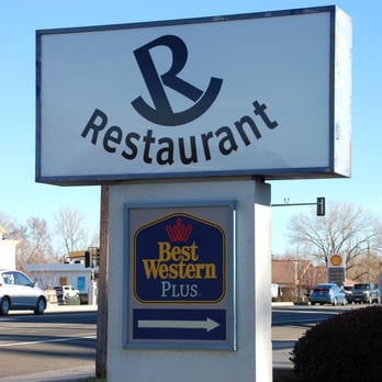 Rockin R Restaurant - Main sign on the road. - Breakfast & Brunch Near Me - Red Bluff, California Rockin R Restaurant - Main sign on the road. - Breakfast & Brunch Near Me - Red Bluff, California