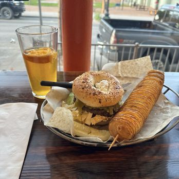 RelicRoad Brewing - Canyon Diablo Burger - Breweries Near Me - Winslow, Arizona