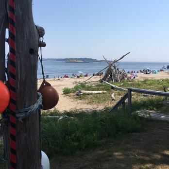 Spinneys Restaurant & Lodging - Seafood Near Me - Phippsburg, Maine Spinneys Restaurant & Lodging - Seafood Near Me - Phippsburg, Maine