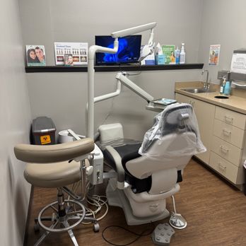Smile Design Spring Hill - Dental operatory, Smile Design Spring Hill. Dentist in Spring Hill, FL. - Periodontists Near Me - Spring Hill, Florida Smile Design Spring Hill - Dental operatory, Smile Design Spring Hill. Dentist in Spring Hill, FL. - Periodontists Near Me - Spring Hill, Florida