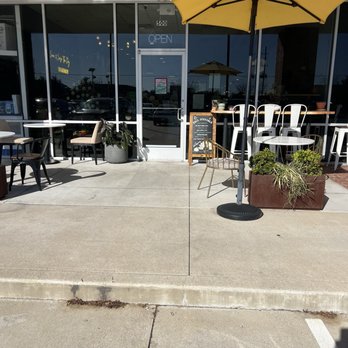 Homebrew Coffee Shop & Eatery - Patio seating - Coffee & Tea Near Me - Katy, Texas Homebrew Coffee Shop & Eatery - Patio seating - Coffee & Tea Near Me - Katy, Texas