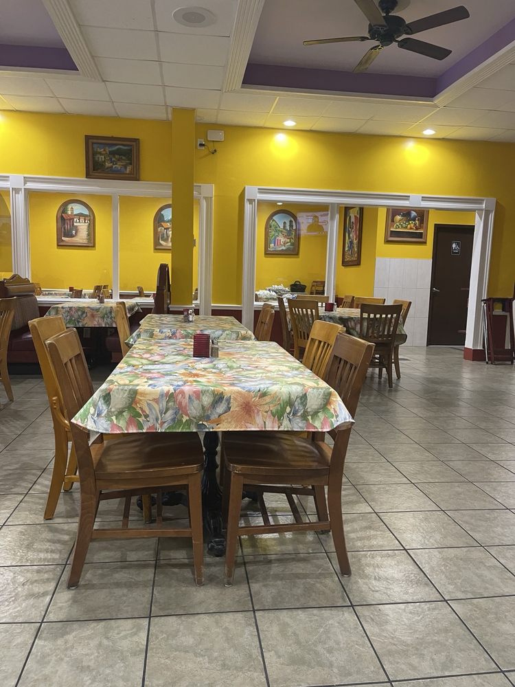 Las Palmas Mexican Restaurant & Bar
