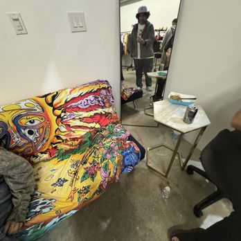 iamhappy - The place - Customized Merchandise Near Me - Los Angeles, California