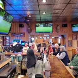 Starr's Bar - The natives are friendly