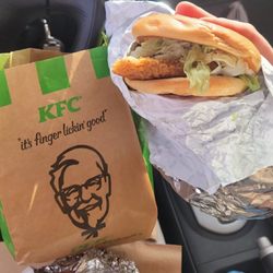KFC - KFC Plant Based Chick'n Burger with vegan mayo