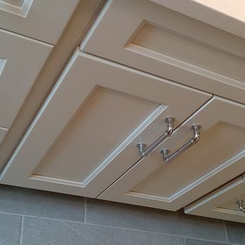 Moodys Pro Painting - Vanity with doors on - Painters Near Me Moodys Pro Painting - Vanity with doors on - Painters Near Me
