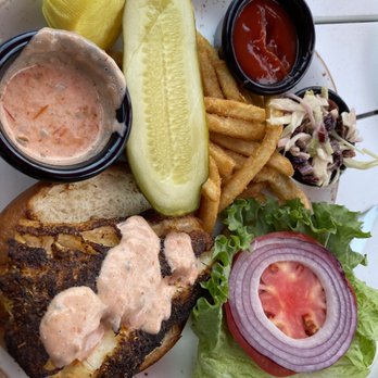 The Pink Elephant - Grouper sandwich - American Near Me - Boca Grande, Florida The Pink Elephant - Grouper sandwich - American Near Me - Boca Grande, Florida