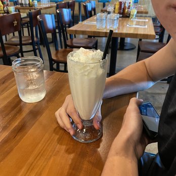 Sunshine Cafe - Old Fashioned Vanilla Milkshake. - Cafes Near Me - Napa, California