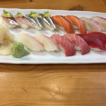 Sushi Ken - Omakase round 1 - Sushi Bars Near Me - Torrance, California Sushi Ken - Omakase round 1 - Sushi Bars Near Me - Torrance, California