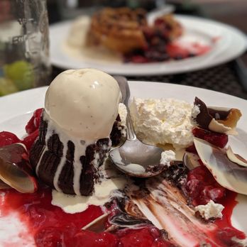 Henrietta's Table - Dessert - New American Near Me - Cambridge, Massachusetts