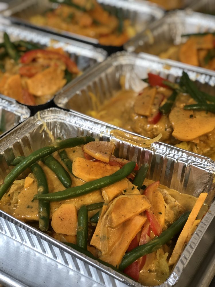 LA CUCINA PREPARED MEALS & CATERING 25 Photos Caterers 199 Foxon