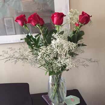 Crescenta Valley Flowers - The replacement roses - Florists Near Me - La Crescenta, California
