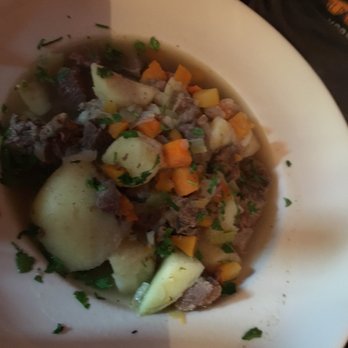 Curtin's Roadside Tavern - Guinness beef stew - Gastropubs Near Me - Lisdoonvarna, CE
