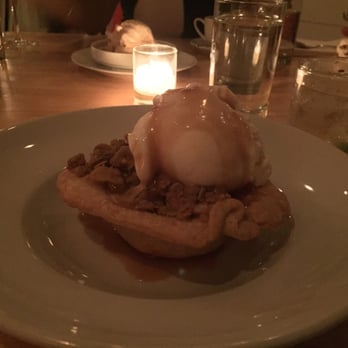 American Beech - Apple crumble=heaven. - Hotels Near Me - Greenport, New York