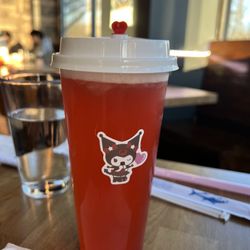 Aoyama Ramen - Strawberry tea