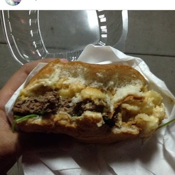 Food Truck Event - Macaroni and Cheese Burger! I'll admit I thought they would use something like Krafts Mac and cheese - Festivals Near Me - Oxnard, California