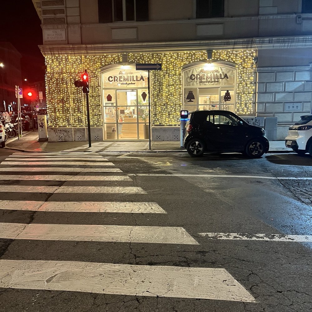 Gelateria Cremilla - Exterior - Desserts Near Me - Rome, RM