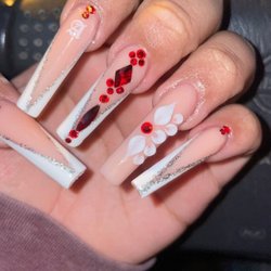 Blue Sky Nails & Lash