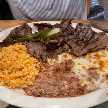 Enrique's Mexican Restaurant - Carne asada plate - Mexican Near Me - Long Beach, California Enrique's Mexican Restaurant - Carne asada plate - Mexican Near Me - Long Beach, California