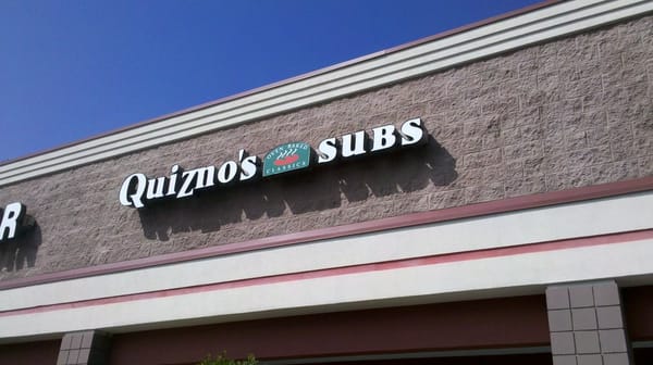 Quiznos by null