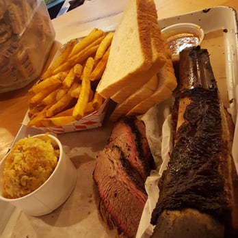 Stiles Switch BBQ & Brew - Barbeque Near Me - Austin, Texas