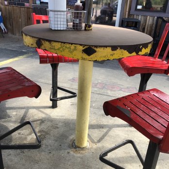 Pop's Southern Style Barbeque - Unique outdoor seating - American Near Me - Morehead, Kentucky Pop's Southern Style Barbeque - Unique outdoor seating - American Near Me - Morehead, Kentucky