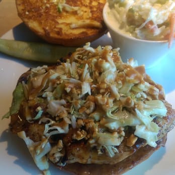 HyVee Market Cafe - Asia chicken sandwich - Cafes Near Me - Dubuque, Iowa