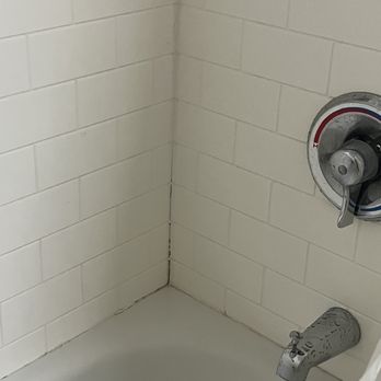 Best Western Warren Hotel - mold! - Hotels Near Me - Warren, Michigan