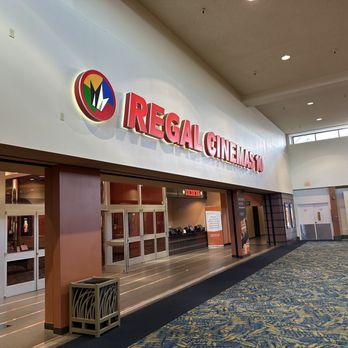 Regal Windward - Entrance - Cinema Near Me - Kaneohe, Hawaii