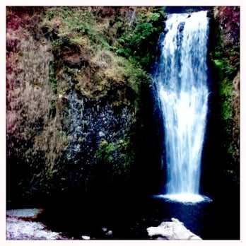 Multnomah Falls - at the bottom - multnomah falls - Hiking Near Me - Bridal Veil, Oregon Multnomah Falls - at the bottom - multnomah falls - Hiking Near Me - Bridal Veil, Oregon
