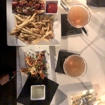 The Copper Lounge - Super Nachos, Sonoran Dog, and Manhattans - Lounges Near Me - Albuquerque, New Mexico
