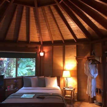 Volcano Village Lodge - Haleakala Room - Bed & Breakfast Near Me - Volcano, Hawaii Volcano Village Lodge - Haleakala Room - Bed & Breakfast Near Me - Volcano, Hawaii