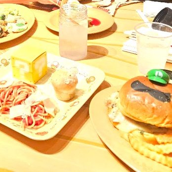 Toadstool Cafe - Luigi burger, kids spaghetti, fettucine - Cafes Near Me - Universal City, California Toadstool Cafe - Luigi burger, kids spaghetti, fettucine - Cafes Near Me - Universal City, California