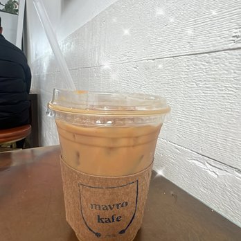 Mavro Coffee - Iced Honey Vanilla Latte - Coffee & Tea Near Me - Los Angeles, California Mavro Coffee - Iced Honey Vanilla Latte - Coffee & Tea Near Me - Los Angeles, California