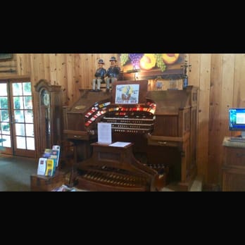 Harmony Wynelands - Wineries Near Me - Lodi, California